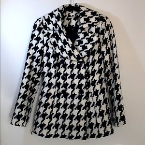 White House Black Market houndstooth coat